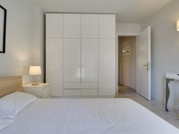 3-bedroom Hotel In Kassandra, Greece (395 M²)