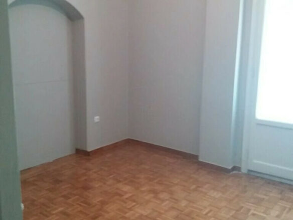 Commercial Property In Neos Kosmos, Greece (62 M²)