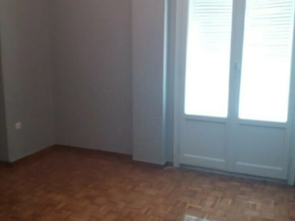 Commercial Property In Neos Kosmos, Greece (62 M²)