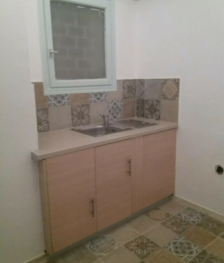 Commercial Property 62 M² Located In Athens With Features