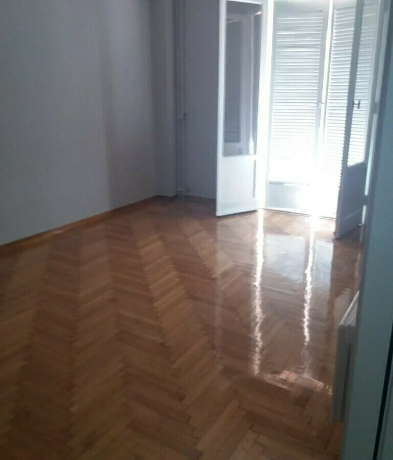 Commercial Property 62 M² Located In Athens With Features
