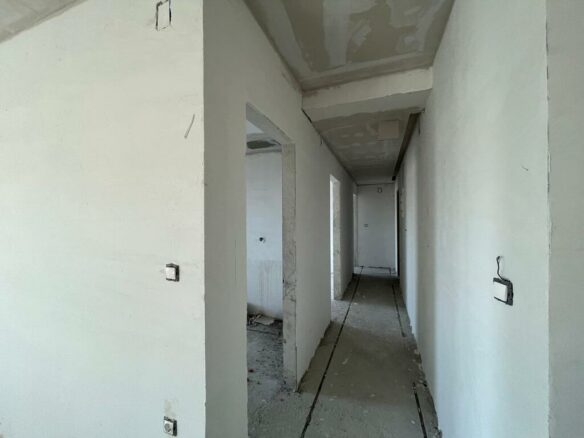 2-bedroom Flat In Corfu, Greece (86 M²)