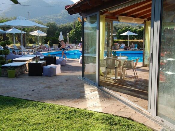Hotel In Thasos, Greece (2.000 M²)
