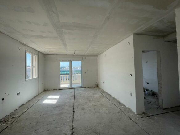 2-bedroom Flat In Corfu, Greece (86 M²)