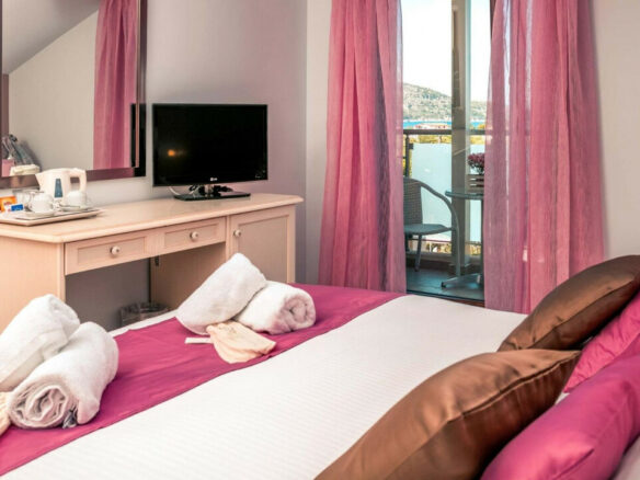 Hotel In Thasos, Greece (2.000 M²)