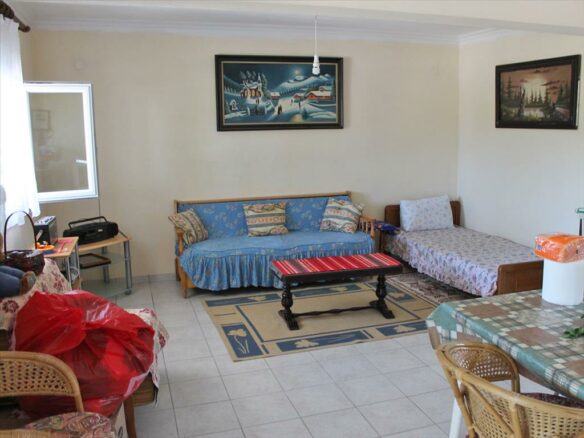 Detached House 330 M² With Sea View On Olympic Coast