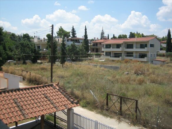 Detached House On Euboea Island With Extensive Features