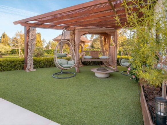 Villa With Terrace In Benahavís Spain