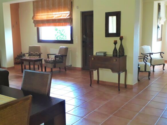 Detached House In Central Greece With 365 Square Meters