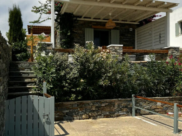 1-bedroom Flat In Greece (38 M²)