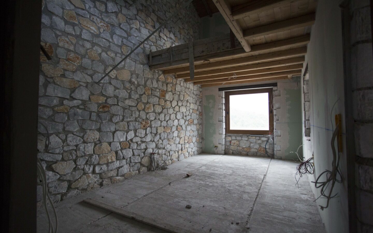 Business Property 360 M² In Eastern Peloponnese Region