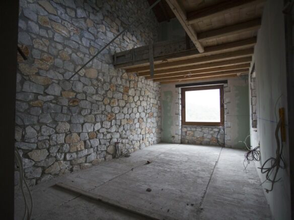 Business In Greece (360 M²)