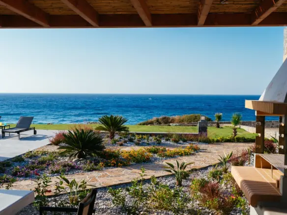 6-bedroom Villa In Siteia, Greece (440 M²)
