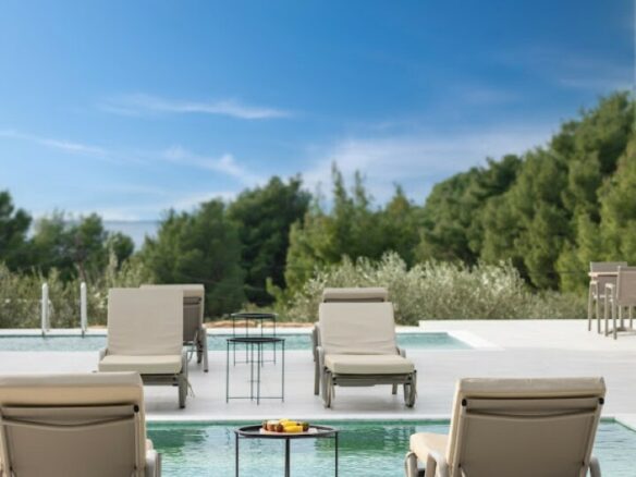 Hotel In Sithonia, Greece (210 M²)