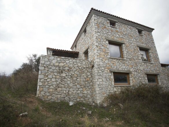 Business In Greece (360 M²)
