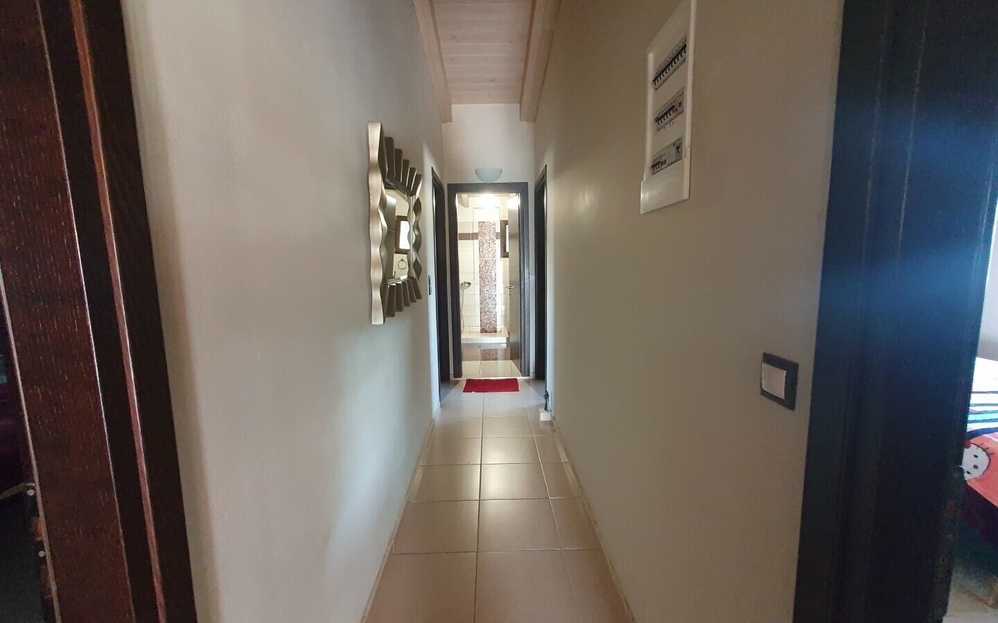 Business Opportunity 335 M² Space Available In Crete