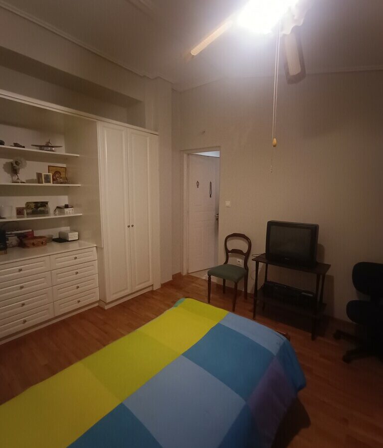 Flat With 3 Bedrooms In Athens, 220 M² Area