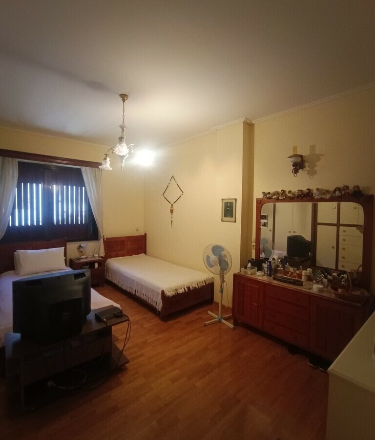 Flat With 3 Bedrooms In Athens, 220 M² Area