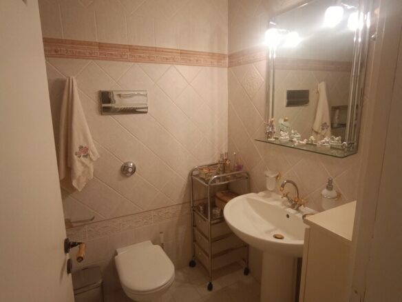 4-bedroom Flat In Iraklio, Greece (220 M²)