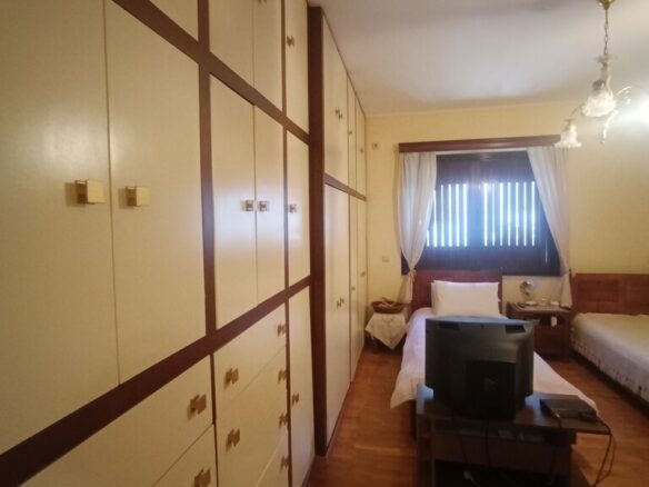4-bedroom Flat In Iraklio, Greece (220 M²)