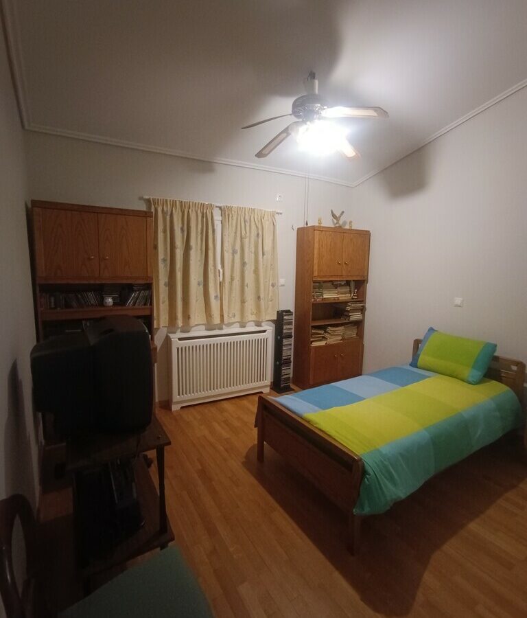 Flat With 3 Bedrooms In Athens, 220 M² Area