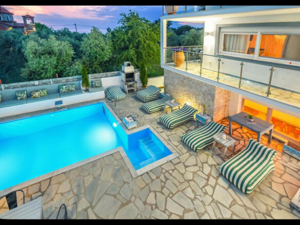 5-bedroom Villa In Thasos, Greece (270 M²)