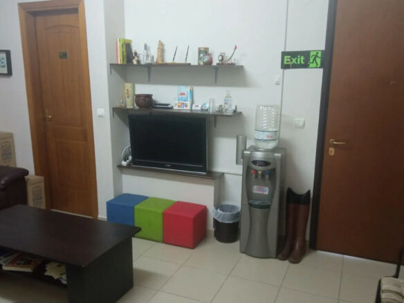 3-bedroom Commercial Property In Thermi, Greece (71 M²)