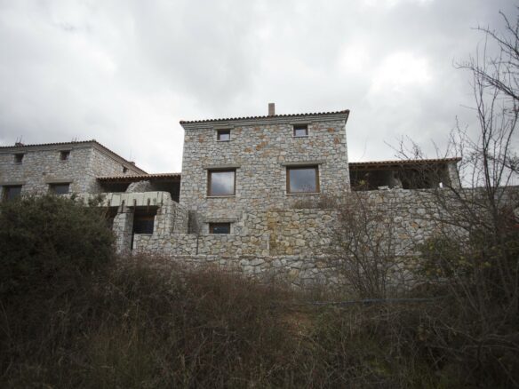 Business In Greece (360 M²)