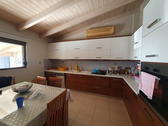 Business In Ierapetra, Greece (335 M²)