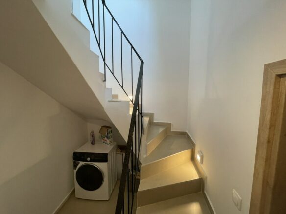 Complex In Thasos, Greece (360 M²)