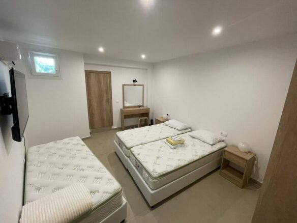 Complex In Thasos, Greece (360 M²)