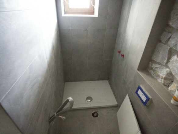 Business In Greece (360 M²)