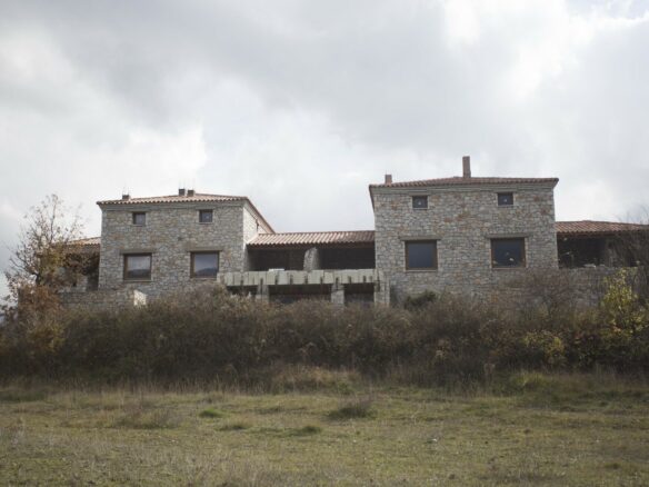 Business In Greece (360 M²)