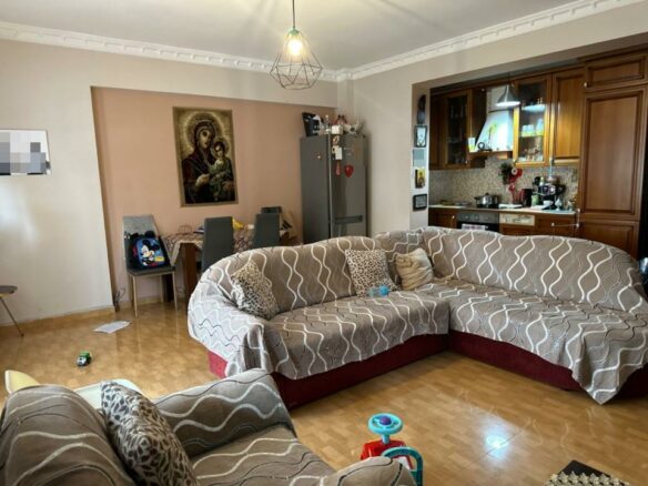 2-bedroom Flat In Eleftherio-kordelio, Greece (74 M²)