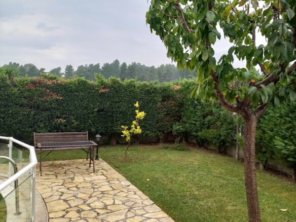 Detached House In Central Greece With 365 Square Meters