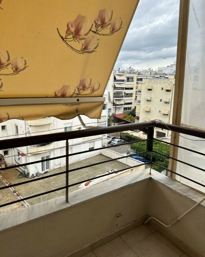Two-bedroom Flat In Thessaloniki With Sea View