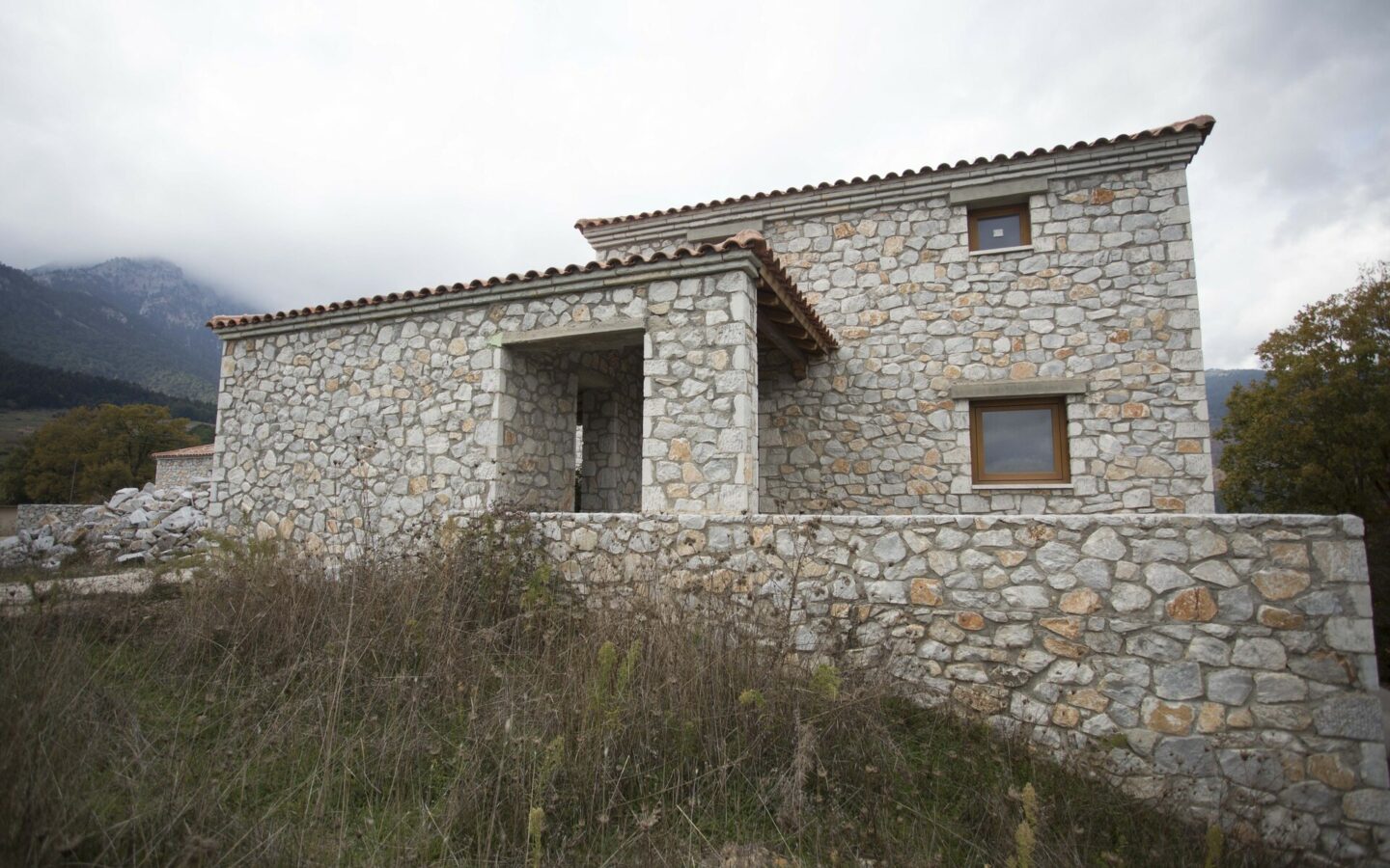 Business Property 360 M² In Eastern Peloponnese Region