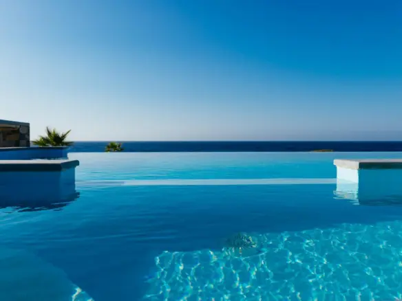 6-bedroom Villa In Siteia, Greece (440 M²)