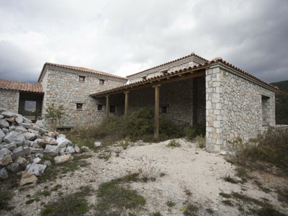 Business In Greece (360 M²)