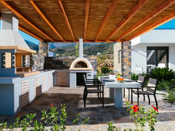 6-bedroom Villa In Siteia, Greece (440 M²)