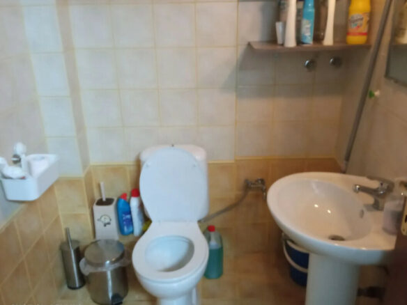 3-bedroom Commercial Property In Thermi, Greece (71 M²)