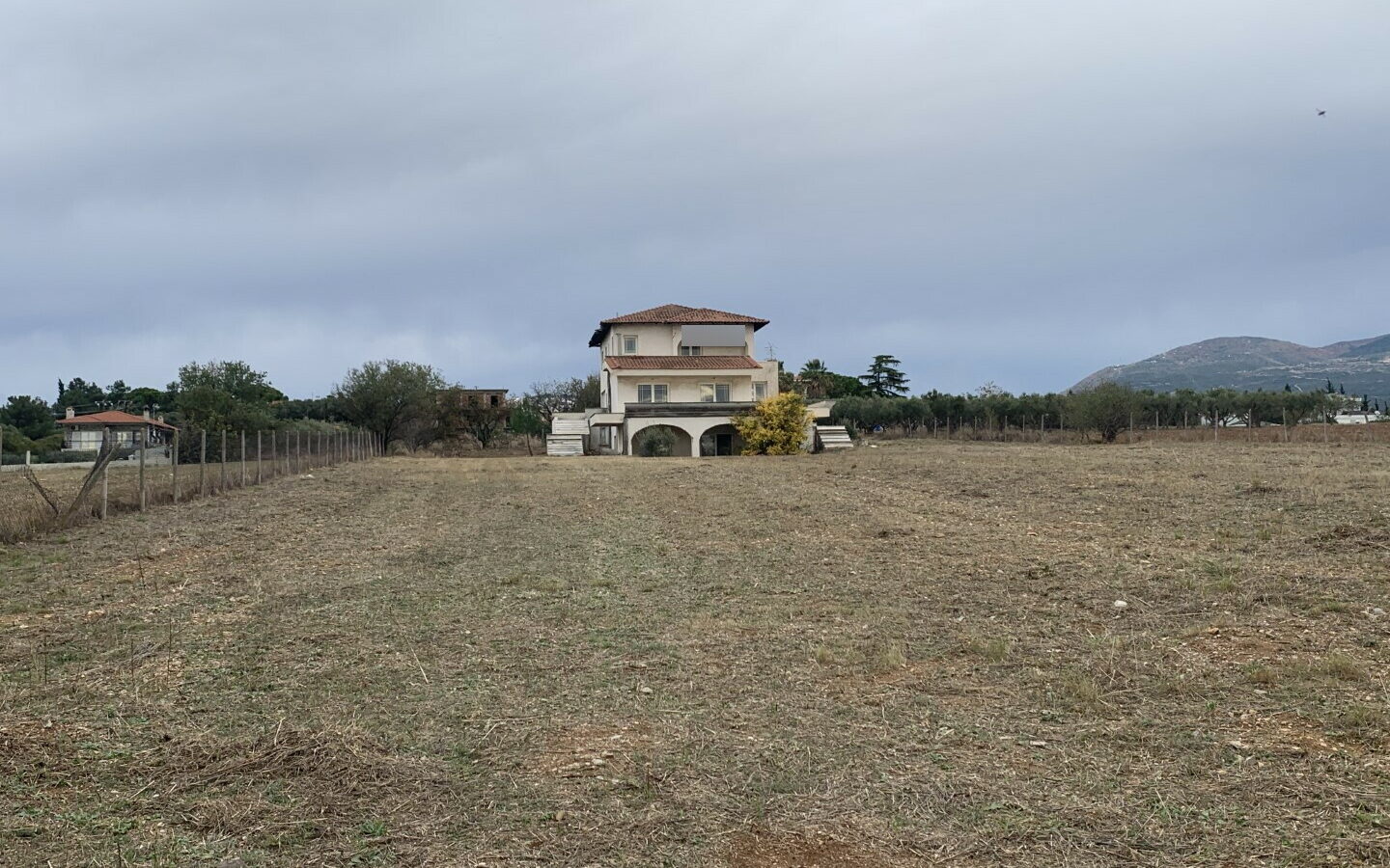 Detached House With Garden In Thessaloniki Suburbs
