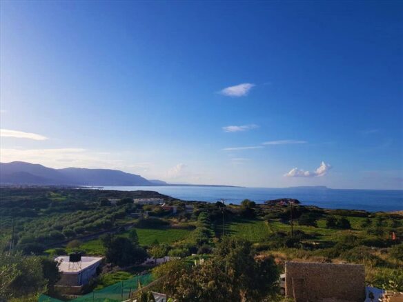 4-bedroom Villa In Vrachasi, Greece (114 M²)