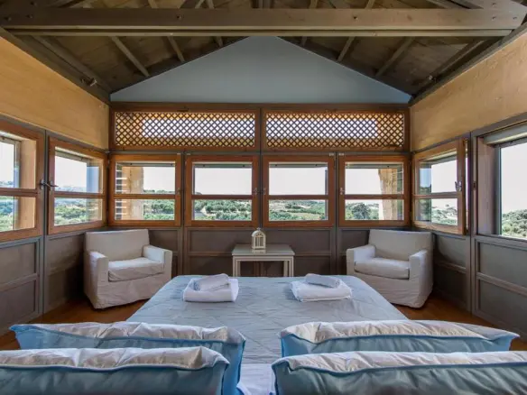 6-bedroom Villa In Nea Kidonia, Greece (350 M²)