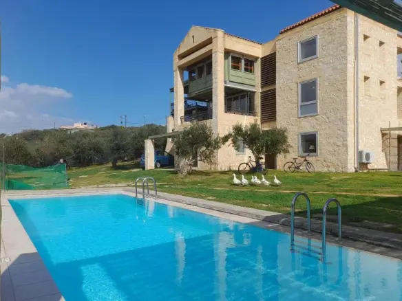 6-bedroom Villa In Nea Kidonia, Greece (350 M²)