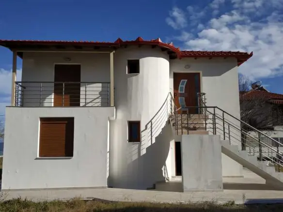 4-bedroom Building In Easts Olimpos, Greece (300 M²)