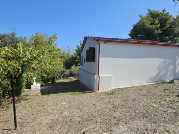 2-bedroom Detached House In Kassandra, Greece (56 M²)