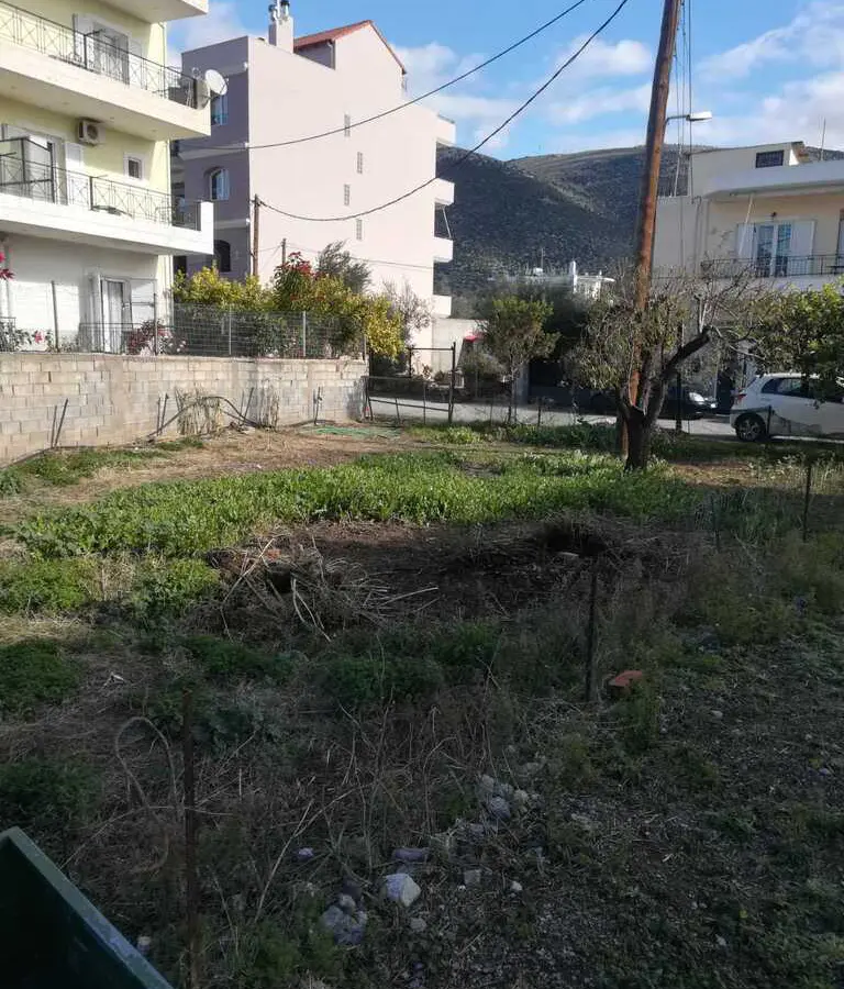 Land Parcel 285 M² Available In Central Greece Area
