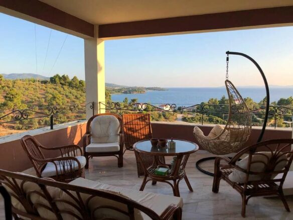 6-bedroom Villa In Sithonia, Greece (300 M²)