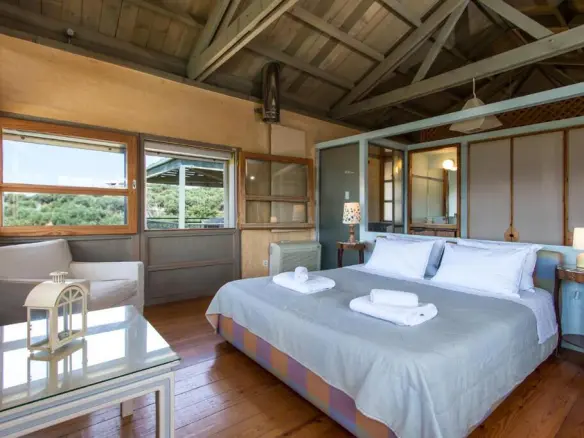 6-bedroom Villa In Nea Kidonia, Greece (350 M²)